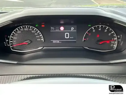 Photo 42 Peugeot 2008  PureTech 130 S&S EAT8