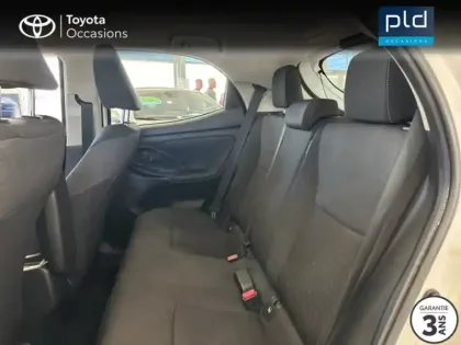 Photo 11 Toyota Yaris  116h France 5p