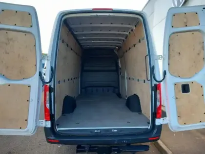 Photo 20 Mercedes Sprinter  Fg 315 CDI 43 3T5 First Propulsion Léger