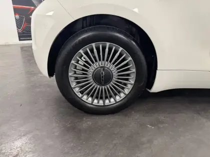 Photo 80 Fiat 500  e 95 ch