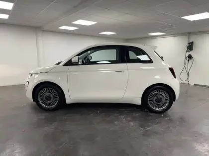 Photo 48 Fiat 500  e 95 ch