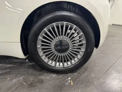 Photo 79 Fiat 500  e 95 ch