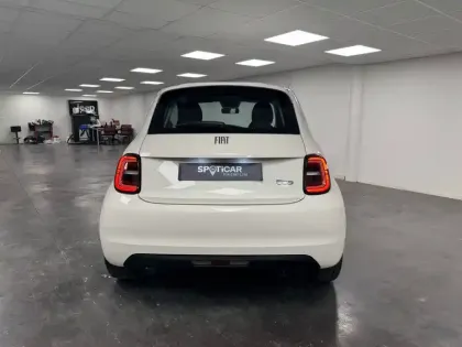 Photo 46 Fiat 500  e 95 ch