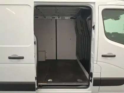 Photo 15 Renault Master  FGN TRAC F3500 L1H1 BLUE DCI 135