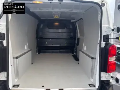 Photo 28 Peugeot Expert E- FGN M ELECTRIQUE 100KWH 136CH BATTERIE 75 KWH