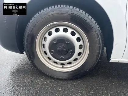 Photo 12 Peugeot Expert E- FGN M ELECTRIQUE 100KWH 136CH BATTERIE 75 KWH