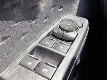 Photo 65 Ford Kuga  2.5 DURATEC 225 POWERSHIFT PHEV E-CVT S&S