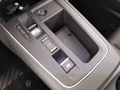 Photo 16 Citroën C5 aircross  Hybride 136 e-DCS6