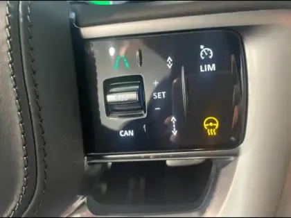 Photo 8 Land rover Range Rover  3.0 P550e 550ch PHEV Autobiography SWB