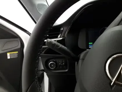 Photo 18 Opel Corsa  Electrique 136 ch & Batterie 50 kWh Elegance Business