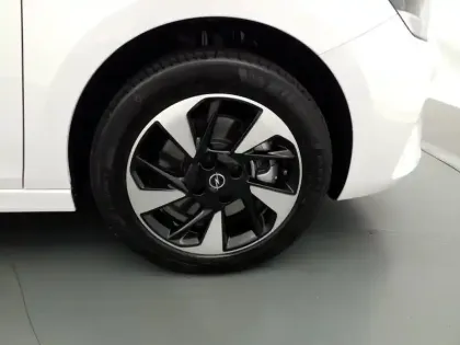 Photo 14 Opel Corsa  Electrique 136 ch & Batterie 50 kWh Elegance Business