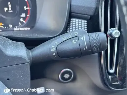 Photo 17 Volvo Xc40 Gén. I Ph1 R-Design 5