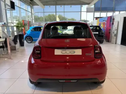 Photo 6 Fiat 500  3+1 e 95 ch