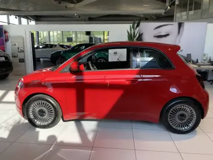 Photo 11 Fiat 500  3+1 e 95 ch