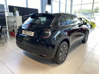 Photo 54 Fiat 600 e 54 kWh 156 ch