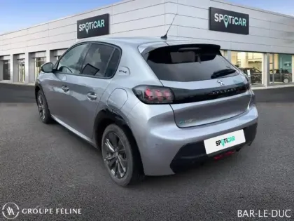 Photo 6 Peugeot 208  e- 136ch Style