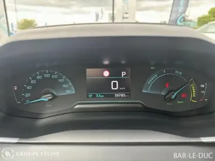 Photo 14 Peugeot 208  e- 136ch Style