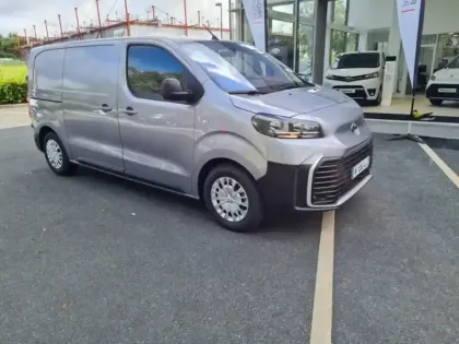 Photo 6 Toyota Proace  Medium 75kWh Start MC24