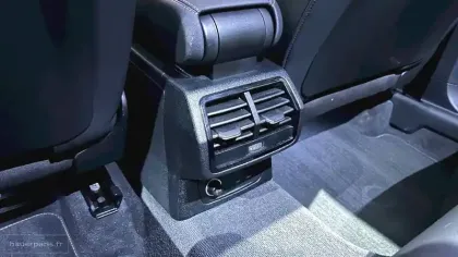 Photo 78 Audi Q3  35 TFSI 150 ch S tronic 7