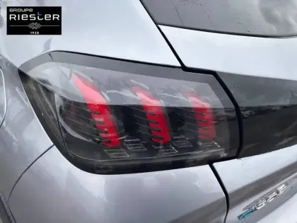 Photo 56 Peugeot 208  Electrique 50 kWh 136ch