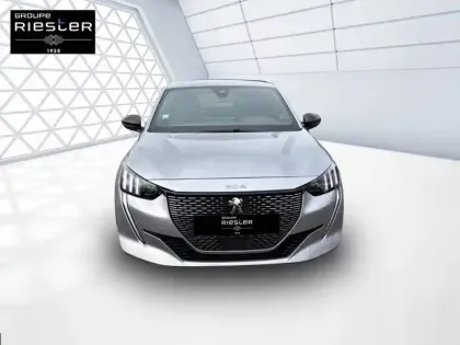 Photo 21 Peugeot 208  Electrique 50 kWh 136ch