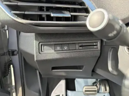 Photo 18 Peugeot 5008  BlueHDi 130ch S&S EAT8 GT