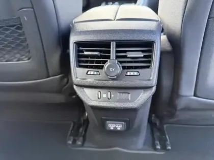 Photo 6 Peugeot 5008  BlueHDi 130ch S&S EAT8 GT