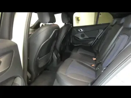 Photo 10 BMW Serie 1 Série 1 118iA 136ch M Sport DKG7