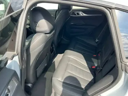 Photo 6 BMW I4  eDrive40 340ch M Sport