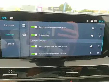 Photo 18 Citroën C4 e- X 156 ch autonomie etendue  Automatique