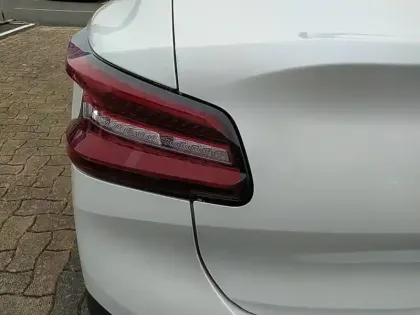 Photo 16 Citroën C4 e- X 156 ch autonomie etendue  Automatique