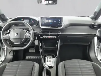 Photo 27 Peugeot 2008  Hybrid 136 e-DCS6