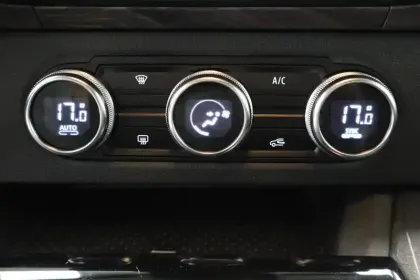 Photo 28 Renault Kangoo  Blue dCi 115