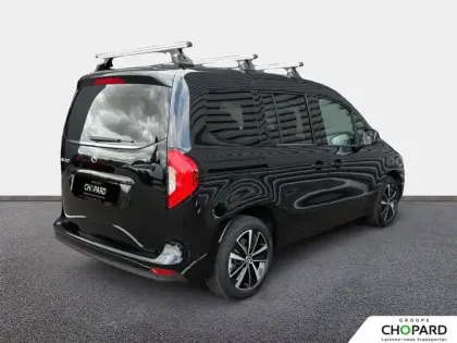 Photo 2 Mercedes EQT  200