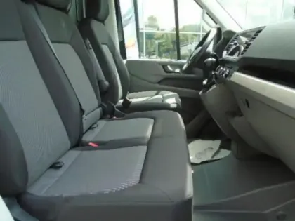 Photo 5 Volkswagen Crafter  Fg 35 L4H3 2.0 TDI 177ch Business Traction BVA8