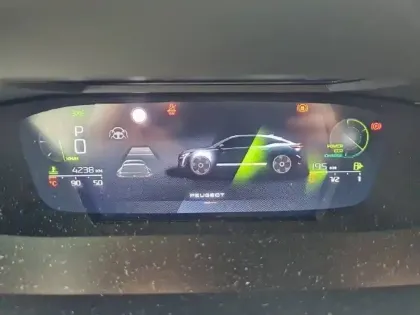 Photo 30 Peugeot 408  Hybrid 136 e-DCS6