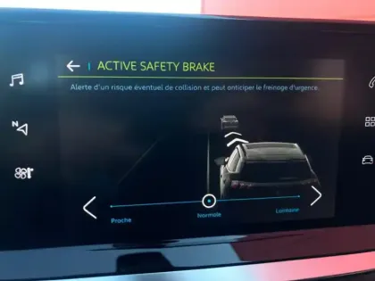 Photo 14 Peugeot 2008 Gén. II Ph1 NG Allure 5