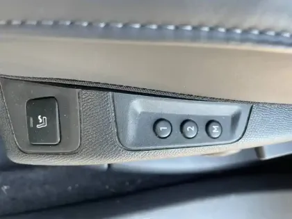 Photo 13 DS DS 7  Crossback E-TENSE 4x4 300ch Grand Chic