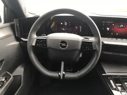 Photo 8 Opel Astra Gén. VI Ph1 GS 5