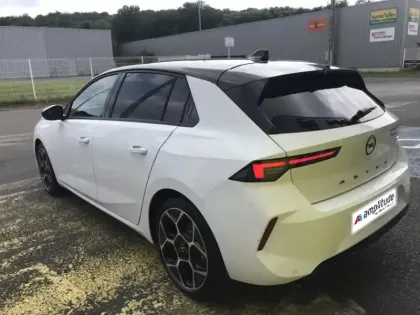 Photo 6 Opel Astra Gén. VI Ph1 GS 5