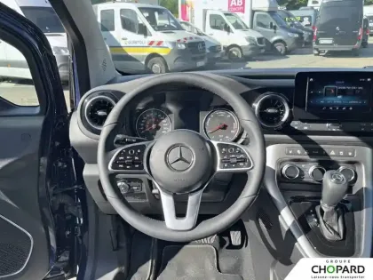 Photo 1 Mercedes EQT  200