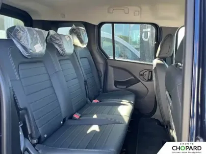 Photo 20 Mercedes EQT  200