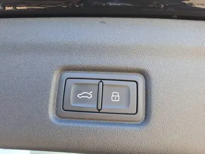 Photo 45 Audi Q6 E-tron  387 ch 100 kWh quattro