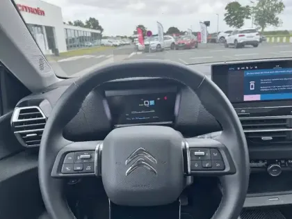 Photo 9 Citroën C4 e- X 136 ch Automatique