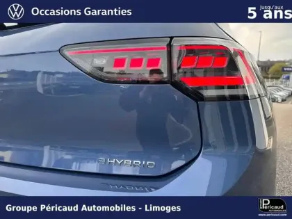 Photo 35 Volkswagen Golf  1.5 eHybrid 204 DSG6