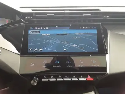 Photo 13 Peugeot 308  BlueHDi 130ch S&S EAT8