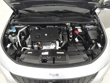 Photo 19 Peugeot 308  BlueHDi 130ch S&S EAT8