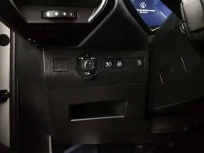 Photo 16 DS DS 7 DS7 Crossback Hybride E-Tense 300 EAT8 4x4 Performance Line+