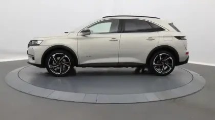 Photo 4 DS DS 7 DS7 Crossback Hybride E-Tense 300 EAT8 4x4 Performance Line+