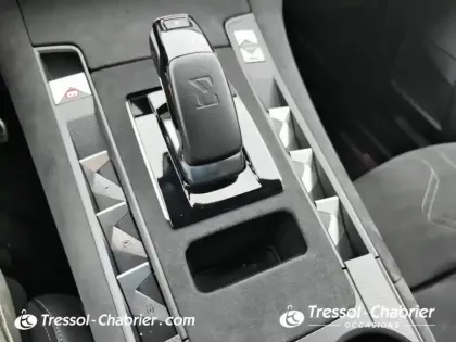 Photo 29 DS DS 7 DS7 Crossback Hybride E-Tense 300 EAT8 4x4 Performance Line+